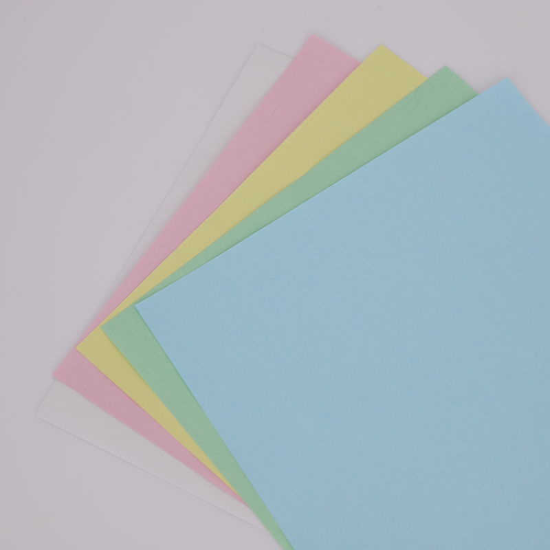 43*61 Black Image NCR Paper Customized Color Carbonless Printing Paper
