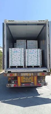 กระดาษสําเนา NCR เกรด A กระดาษสีดํา/สีฟ้าขนาดเล็ก 50/55/75GSM กระดาษไร้คาร์บอน